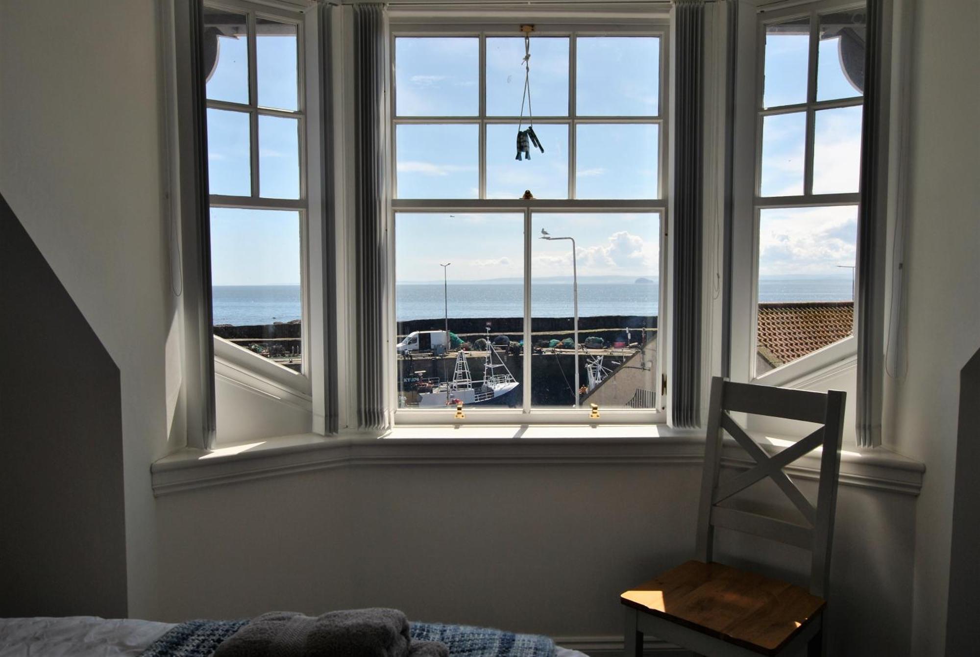 Bass View- Harbourfront Home Питтенуим Экстерьер фото